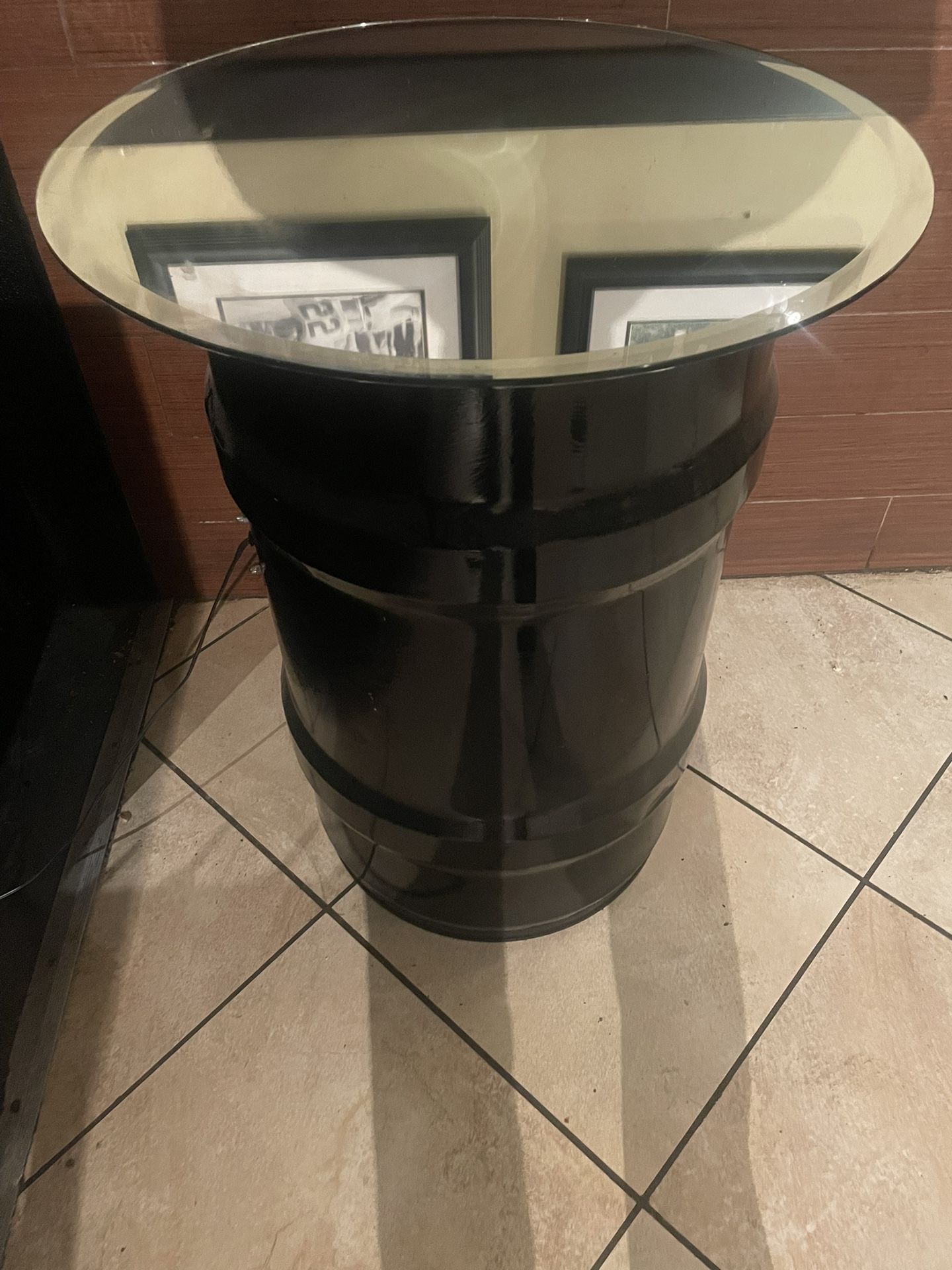 Infinity Barrel Table