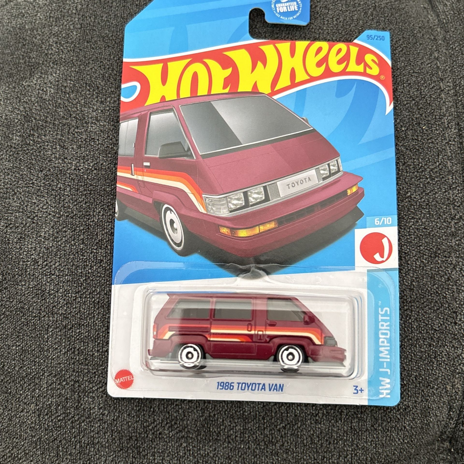 Hot Wheels HW J-Imports 1986 Toyota Van