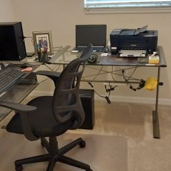 Beautiful Computer Office Glass Desk And Office Chair