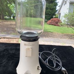 🎩 ☕️ Vintage Electric Kitchen Aid Coffee Mill circa 1940’s
