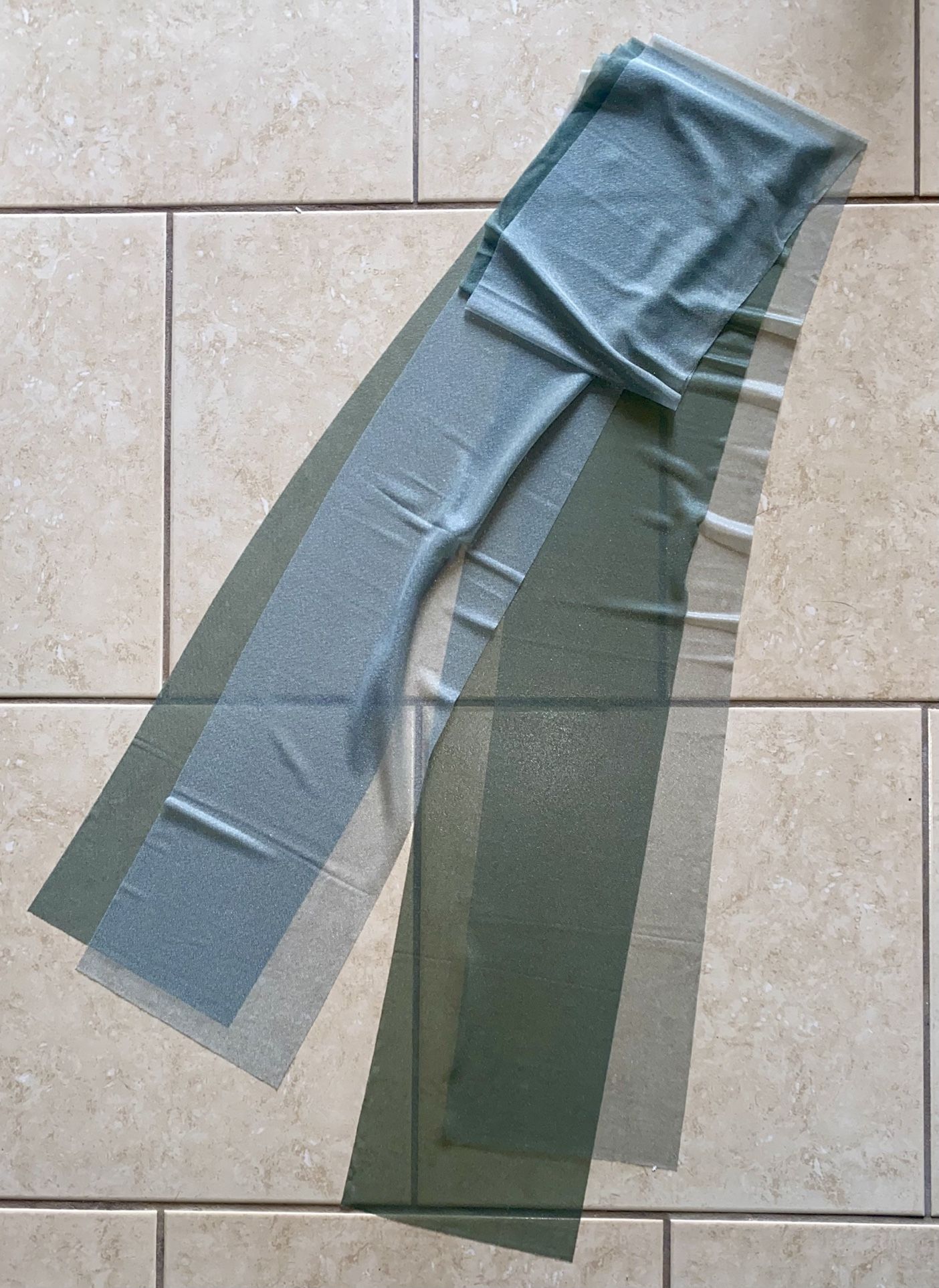 8 set, 16 pc chair decoration in white & green