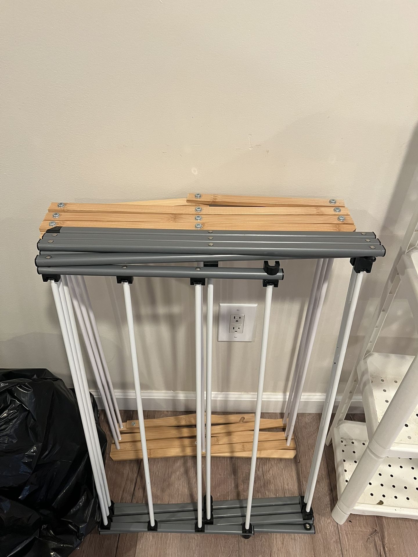 2 Drying Rack - FREE