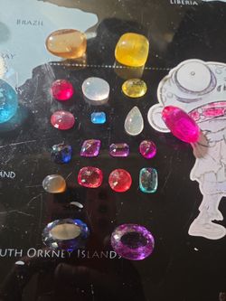 Asst fake glass or syn stones