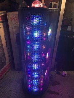 Amplified system with 6 10" speakers and disco lights