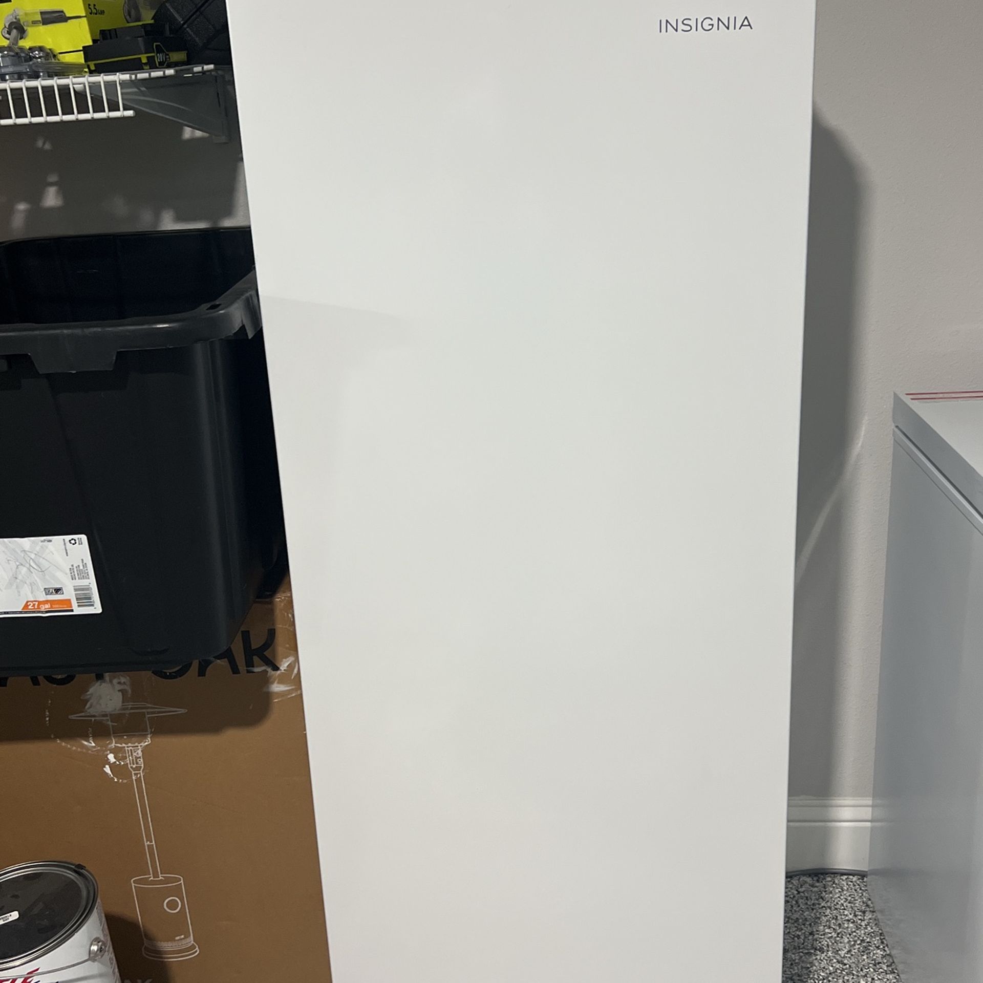 Insignia™ - 7 Cu. Ft. Garage Ready Upright Convertible Freezer