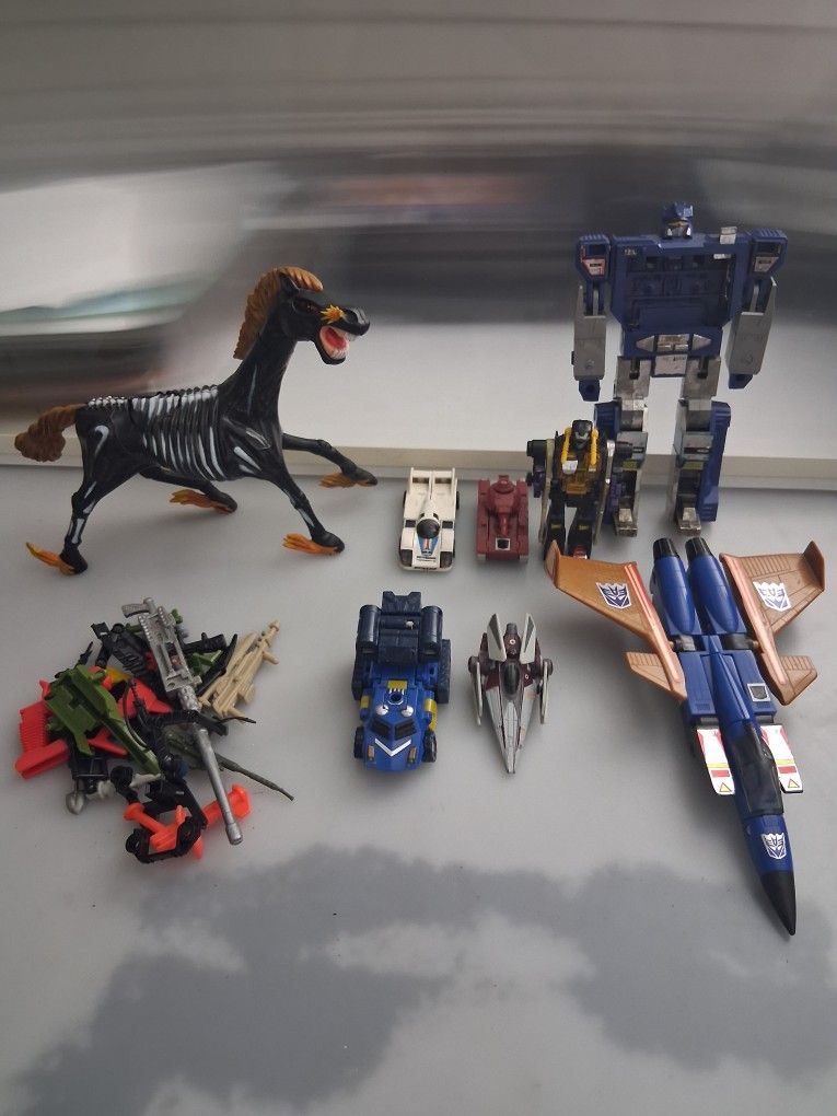 Vintage Toys And MOTU  accessories 