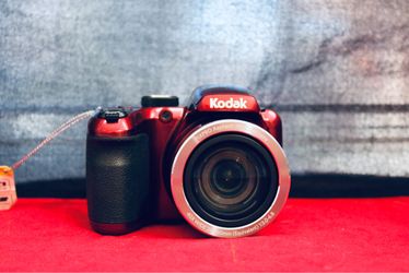 Kodak PIXPRO Bridge Camera Red