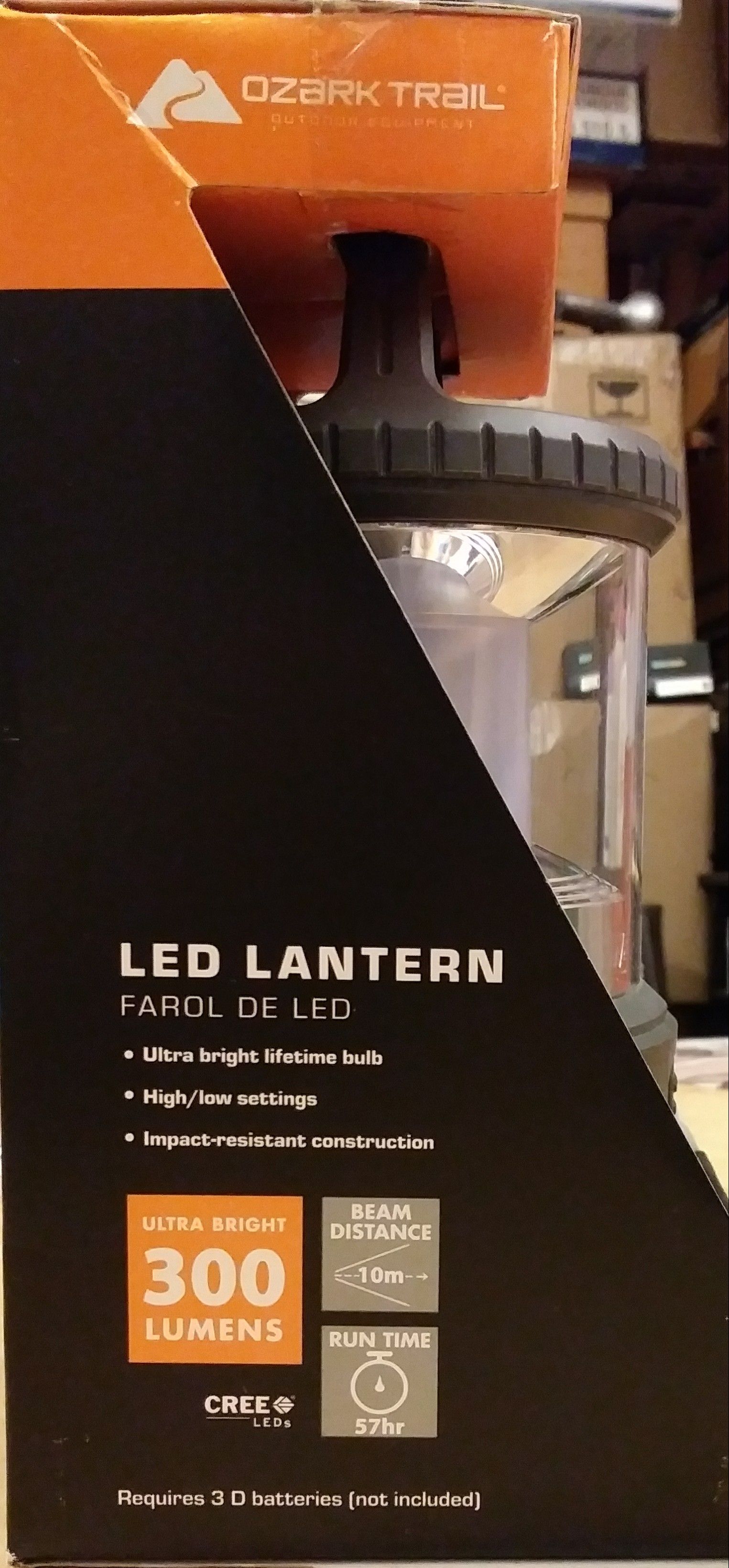 Ozark Trail 4D 300 Lumens Indoor/out Door Lantern 