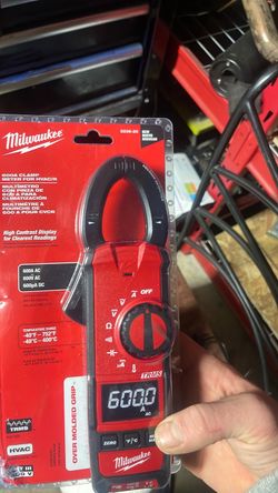 Milwaukee 600 amp Digital Multimeter w/clamp
