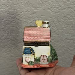House Trinket box