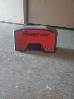 Snap On Cordless Bluetooth Speaker with Battery