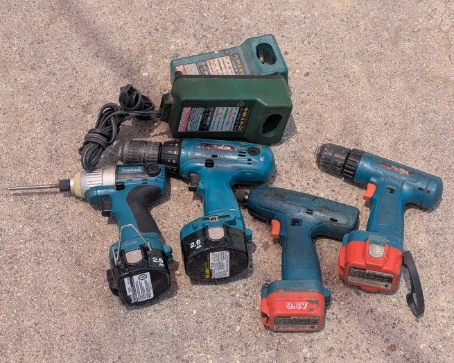 Makita Drills N Drivers Needs Batteries