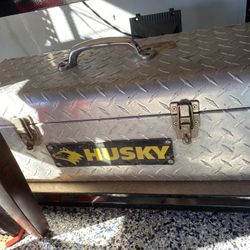 Tool Box    Medium Size 