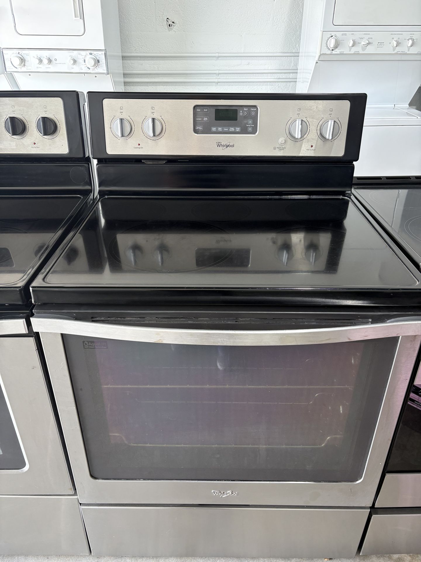 Stove Whirlpool glass top