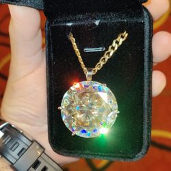 😍🔥💎✨NEW 126 CARATS HUGE FANCY BIG MOISSANITE PENDANT 14K GOLD