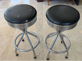 Set of two chrome barstools