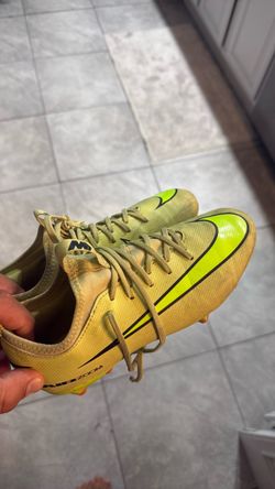Nike air zoom size 4