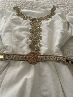 Beautiful dress with details belt size M