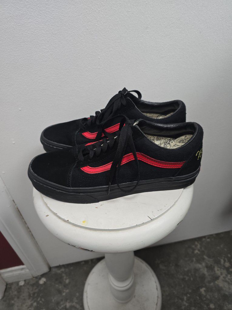 Mickey Mouse Black & Red Vans, Women's Size 9