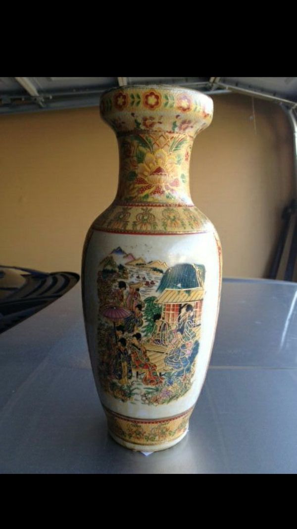 Nice Asian Vase 10 inches tall for Sale in Humble, TX OfferUp