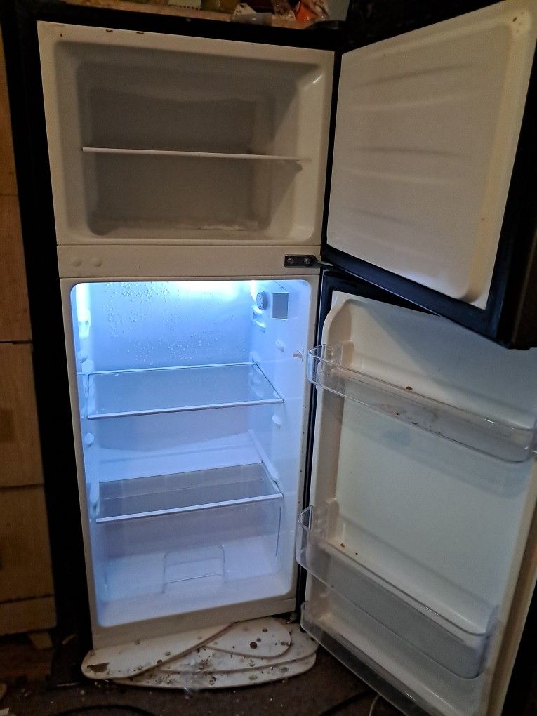 Mini Frige