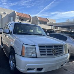 2004 Cadillac Escalade