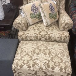 Hey City  Armchair With Ottoman