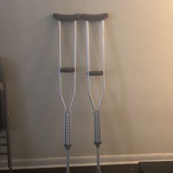 Crutches That Are Adjustable 