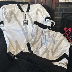A brand new PUMA athletic set