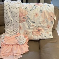 Crib Comforter Set