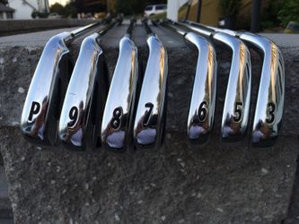 Titleist AP2 714 Iron Set Golf