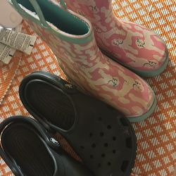 Shoes for girls size 6-4