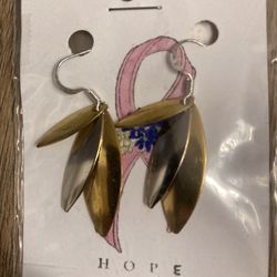 Earrings     -    2 For $6  -  3 For $10  -  4 For $14   Also Mix With Bracelets And Keychains 