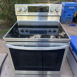 LG electric range
