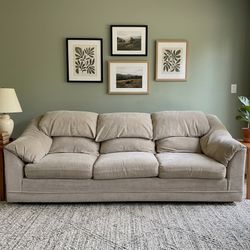 Couch Great Condition