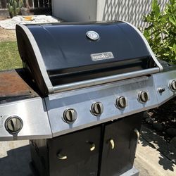 Gas Grill 