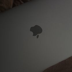MacBook Pro 2022