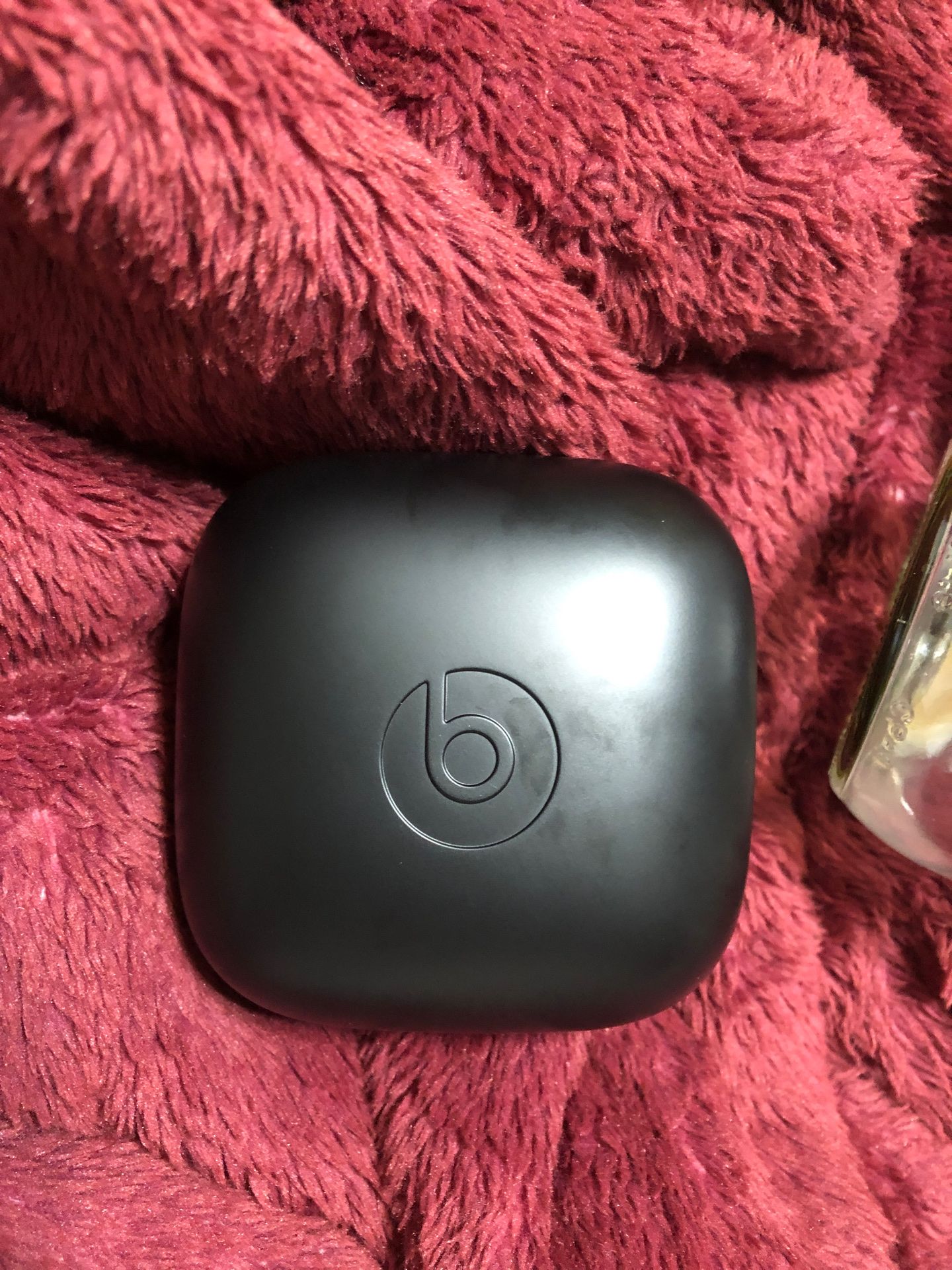 Power beats pro ( Brand new )