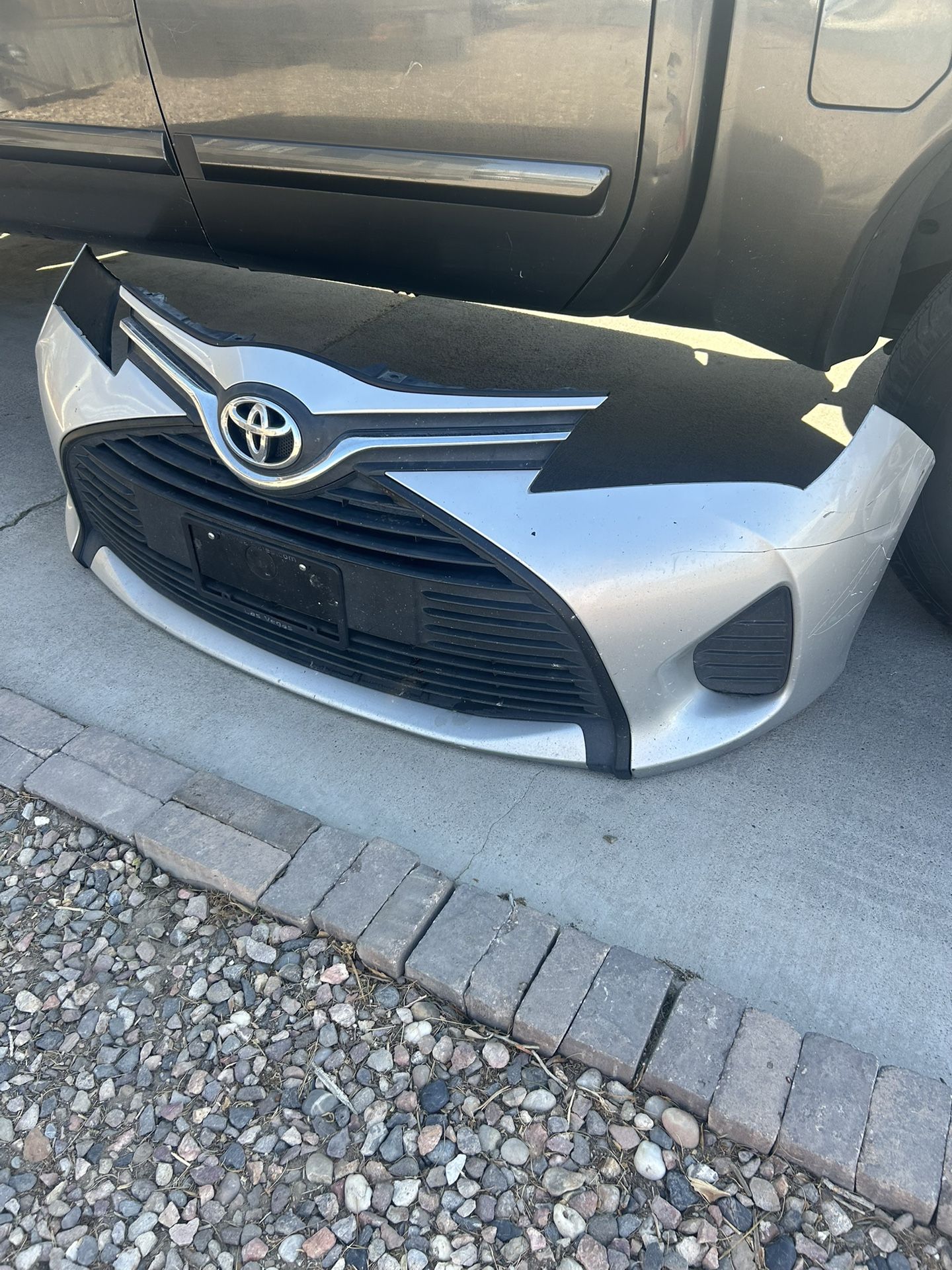 2015 Toyota Yaris Front Bumper