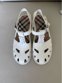 Burberry white clogs with silver buckle #luxury #clogs