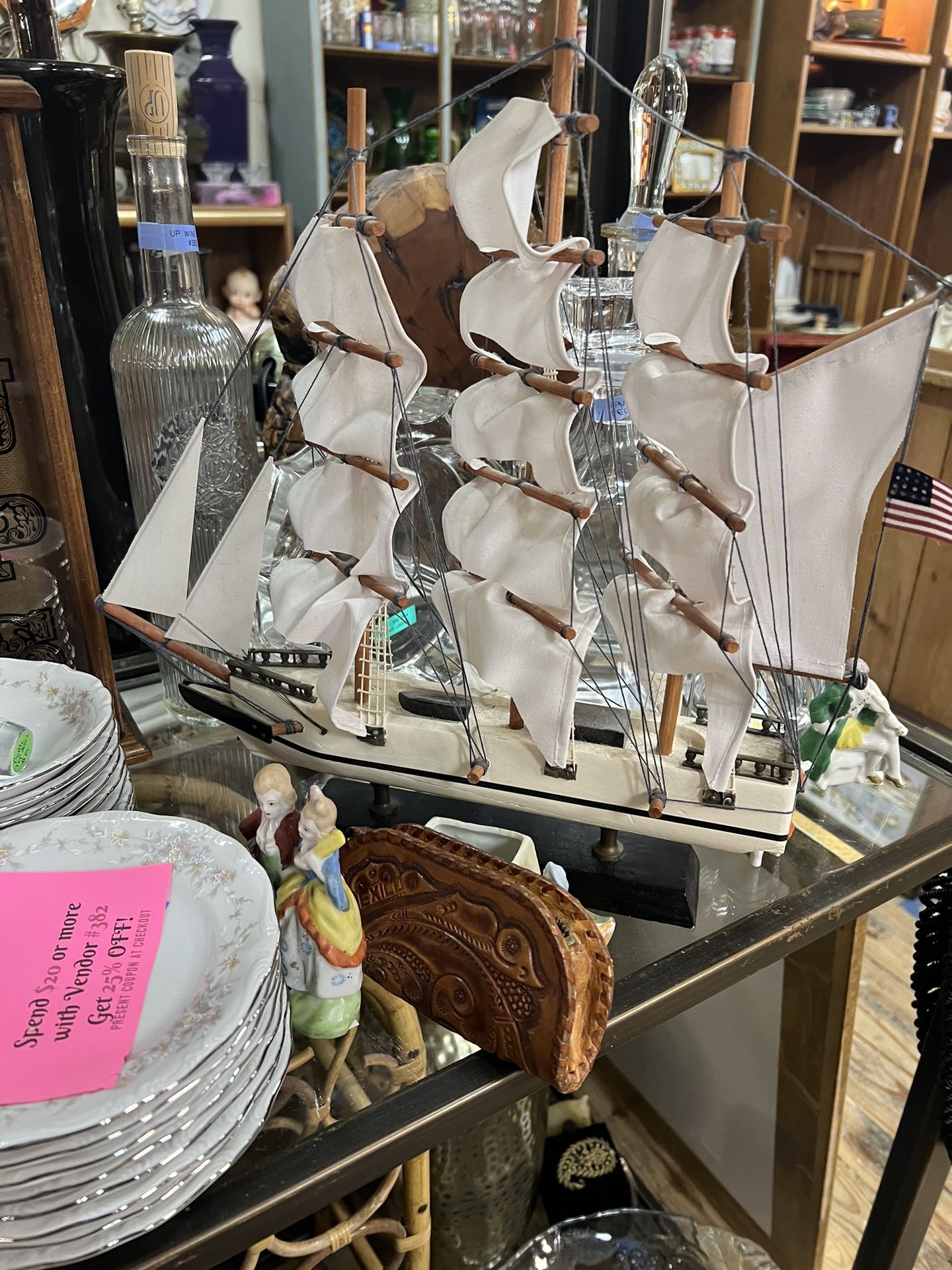 1846 Whaling clipper Tabletop Ship