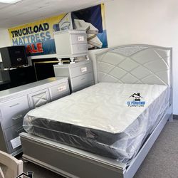 Juego Queen completo $950