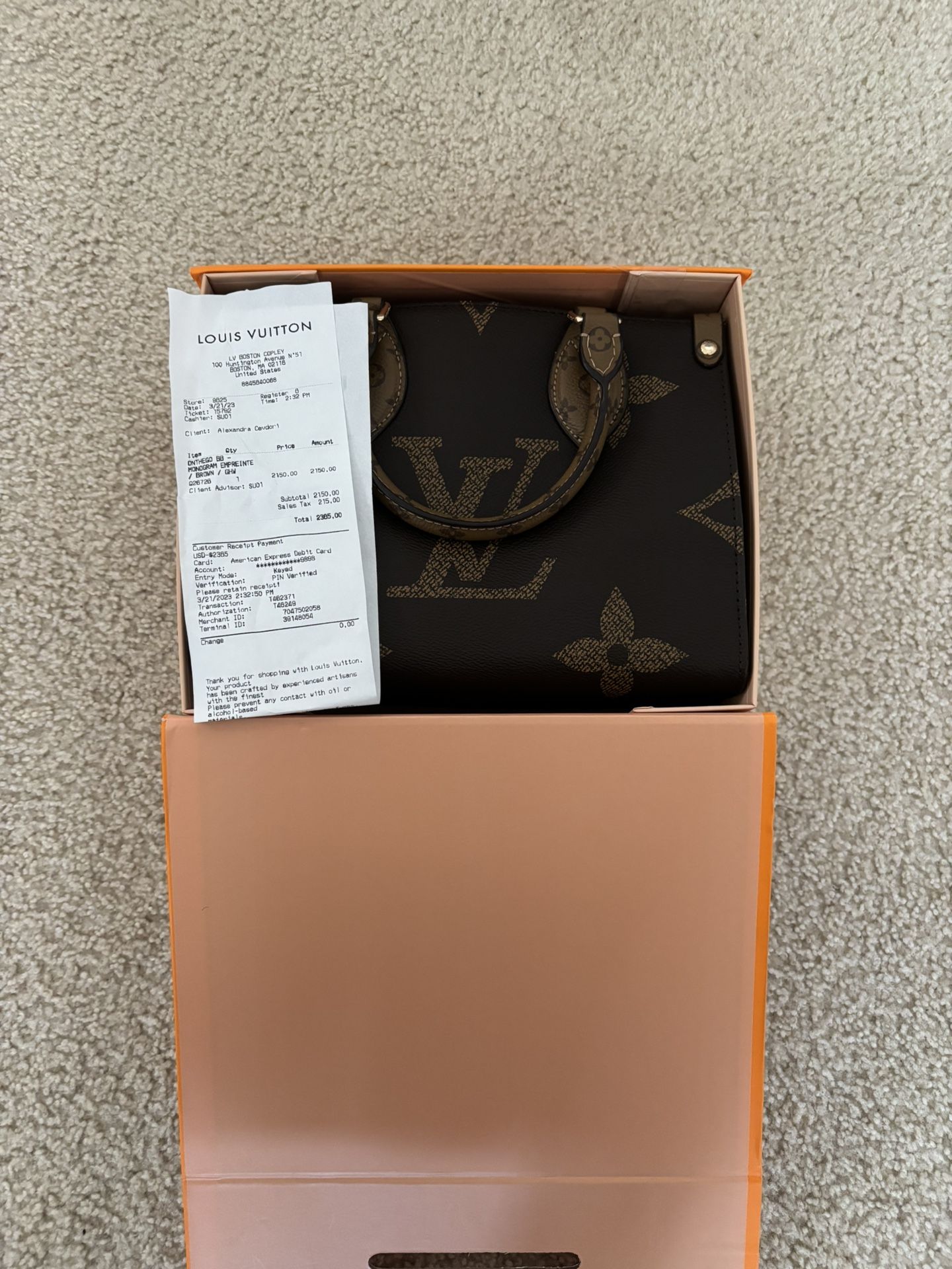 Louis Vuitton | Leather Medium Tote | OnTheGo BB