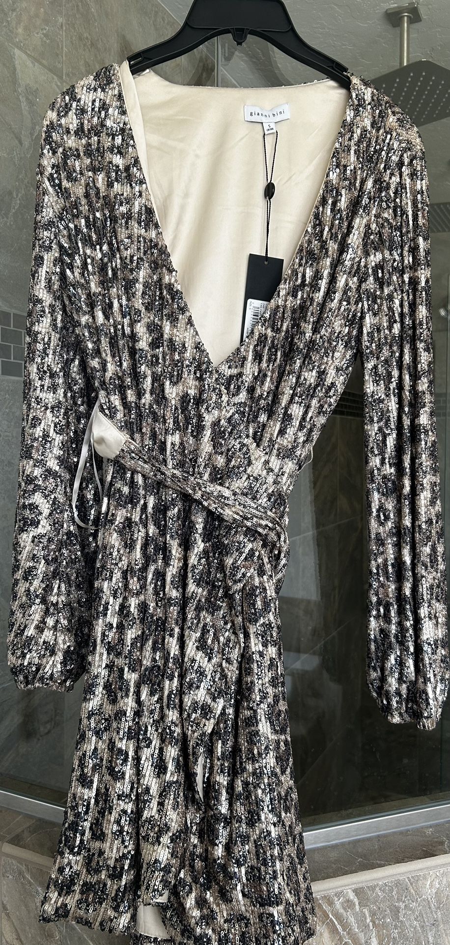 New With Tag On