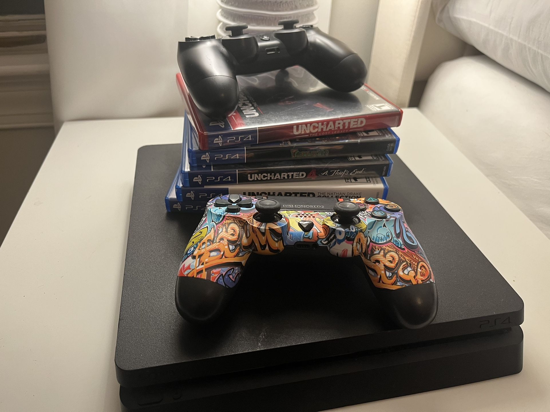 PS4 Slim w 2 Controllers