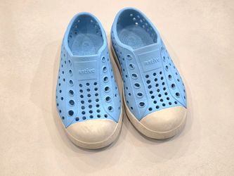Native Shoes Slip-On C7