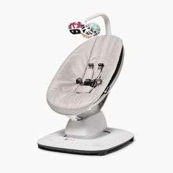 MamaRoo Multi-Motion Baby Swing in Grey - LIKE NEW! 