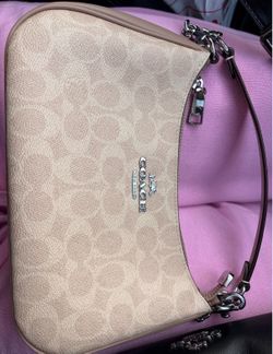 3 shoulder bags