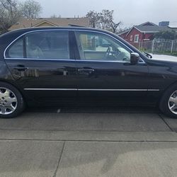 2001 Lexus LS430 Ultra Luxury 