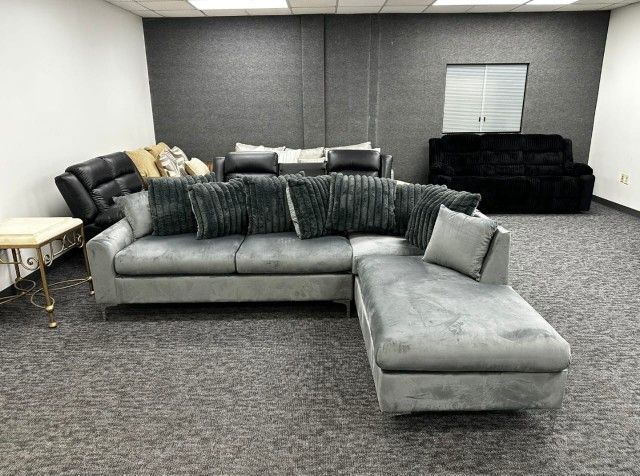 Brand New Luxury Grey L Shape/ Corner Sectional Sofa With Pillows | Pay After Delivery π